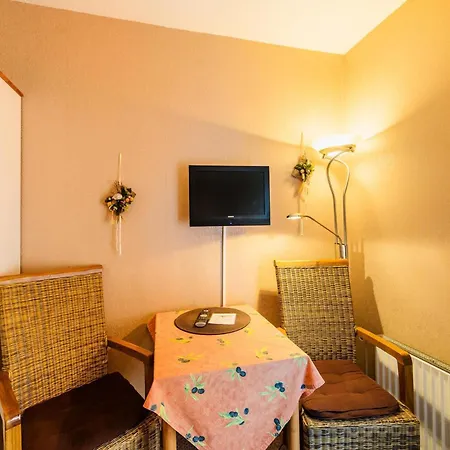 Privatunterkunft Haus Sabine - 4 *